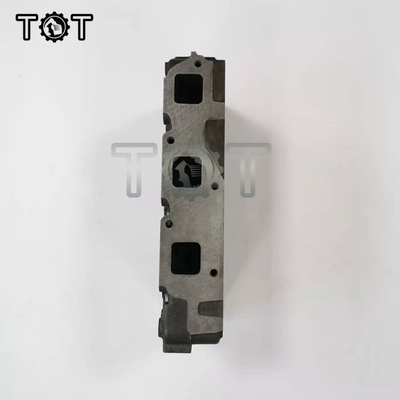 1A033-03043 Kubota D1703 सिलेंडर हेड U35 L3430 खुदाई करने वाले इंजन के पुर्जे